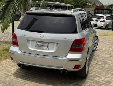 A picture of MERCEDES BENZ GLK 350 Fullest Option Model 2010 Price 16M