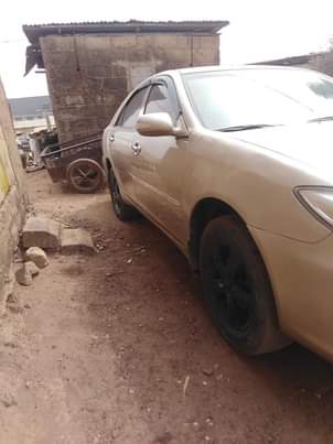 A picture of Toyota Camry LE 2005