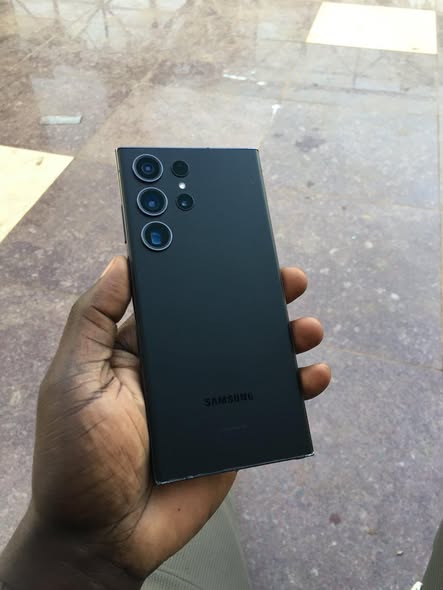 A picture of Galaxy S23Ultra 512G