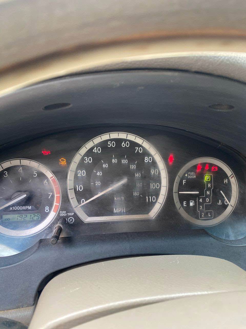 A picture of Toyota Sienna 2005