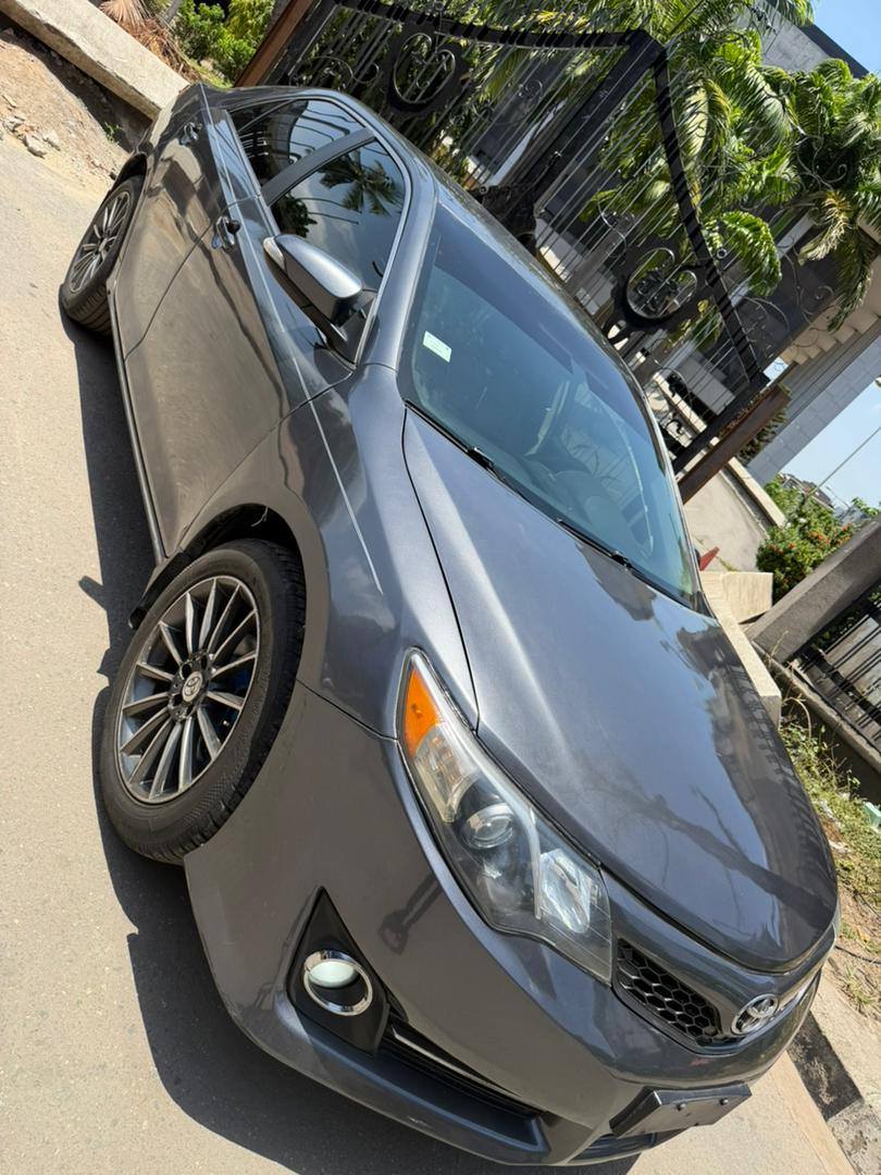 A picture of Reg 2013 Toyota Camry
