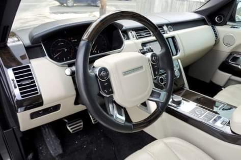A picture of 2014 Range Rover Autobiography