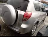 A picture of Toyota RAV4 2007 model Engine very silent Gear super sharp