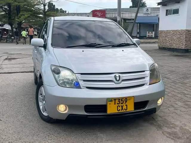 A picture of TOYOTA IST FULL DOCUMENT SPARE TYRE JERK CLEAN AS NEW