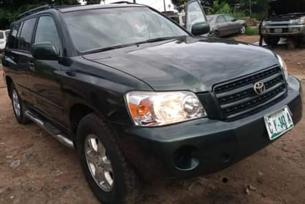 A picture of TAKAS MOTORS 07060931241 Toyota Highlander Barely Driven Very clean as