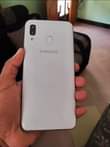 A picture of SAMSUNG A30