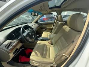 A picture of Super Clean 2010 Honda accord 1st body first body pan