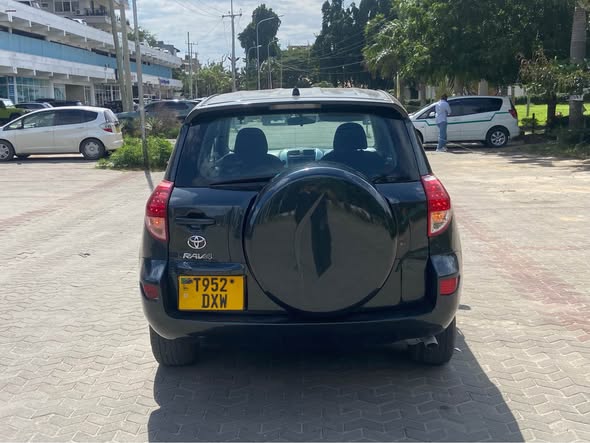 A picture of TOYOTA RAV4 NEW MODEL