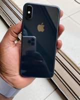 A picture of Iphone x