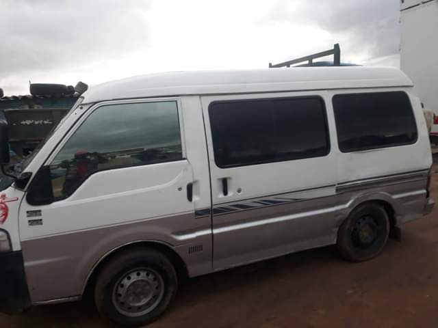 classifieds/cars mazda