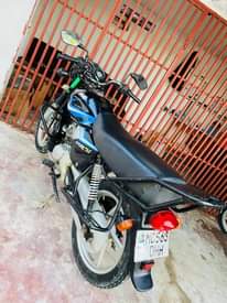 A picture of TVS BOXER