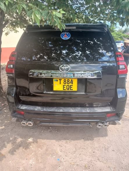 A picture of Land cruiser 60 million