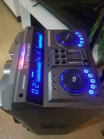 A picture of MUSIC SYSTEM