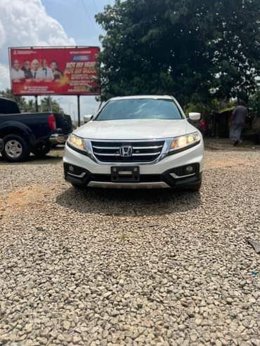 A picture of A Super Clean Neatly Used Honda Crosstour 2014 Model With