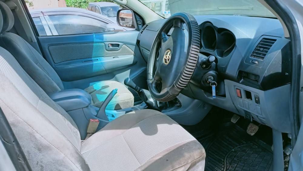 A picture of Vigo Hilux With a 2kd engine at 29m 0701938451 0782816365