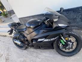 A picture of Pikipiki nzuri inauzwa kampuni YAMAHA