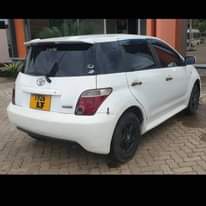 A picture of TOYOTA IST