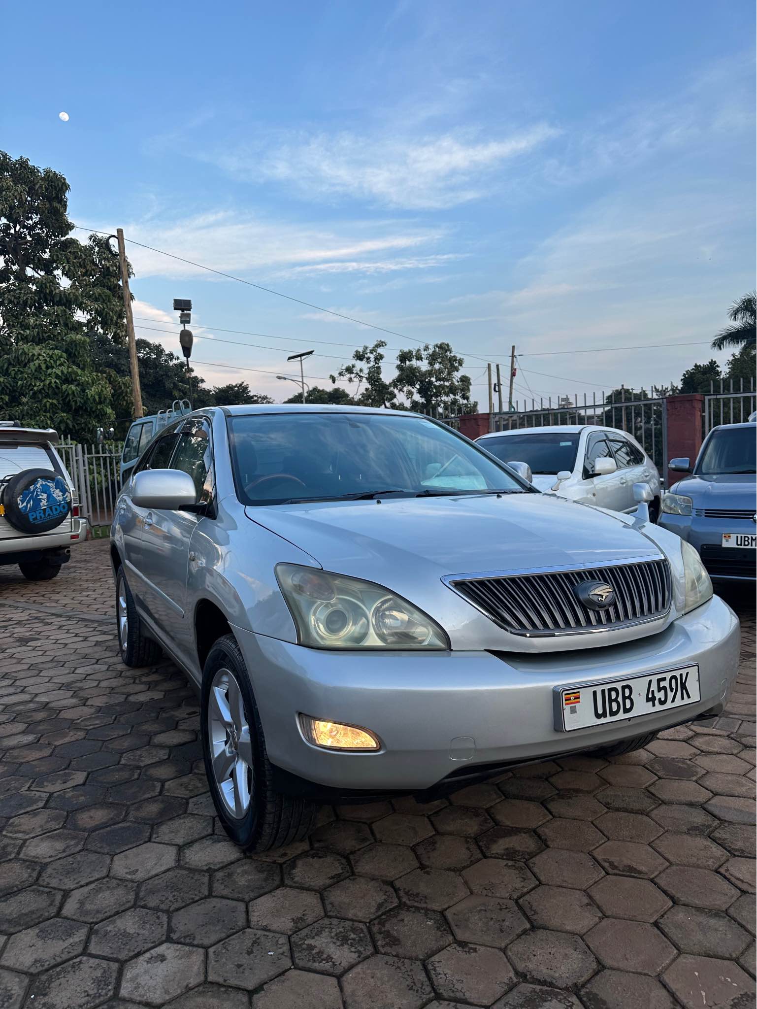 A picture of 2007 Toyota harrier