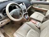 A picture of Clean and sound Lexus Rx330 2006 model