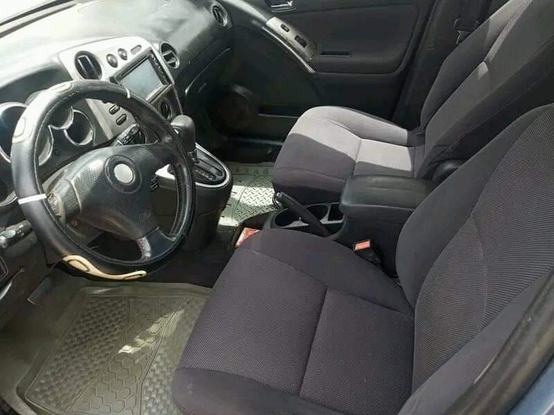 A picture of 2004 Toyota Matrix
