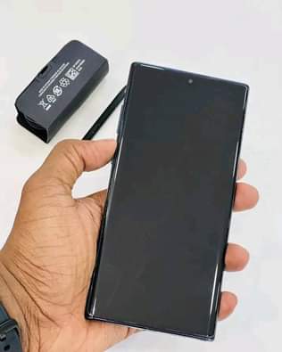 A picture of Samsung note10 GB256
