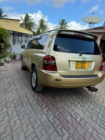 A picture of Toyota Kruger