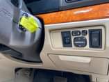 A picture of Make TOYOTA Brand PREMIO Year 2006 Color SILVER Grade X