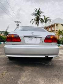 A picture of Honda Civic 2000 model