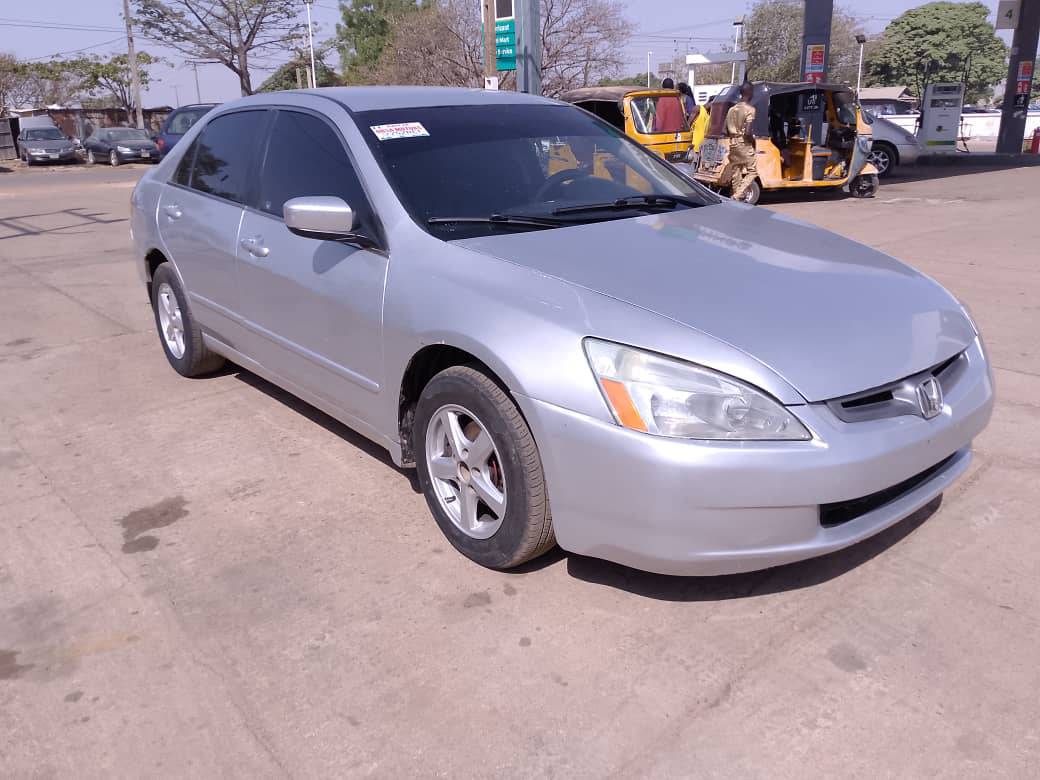 A picture of Honda Accord E0D