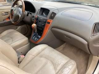 A picture of Lexus rx 300