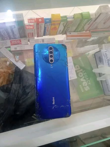 A picture of Redmi k30 5g or Poccox2