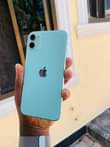 A picture of I PHONE 11 PLAIN GB 64