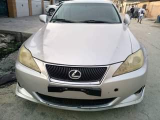 A picture of IS250