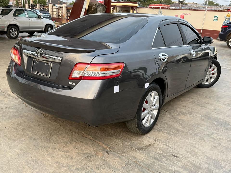 A picture of Toyota camry 2008 xle Tokunbo Standard