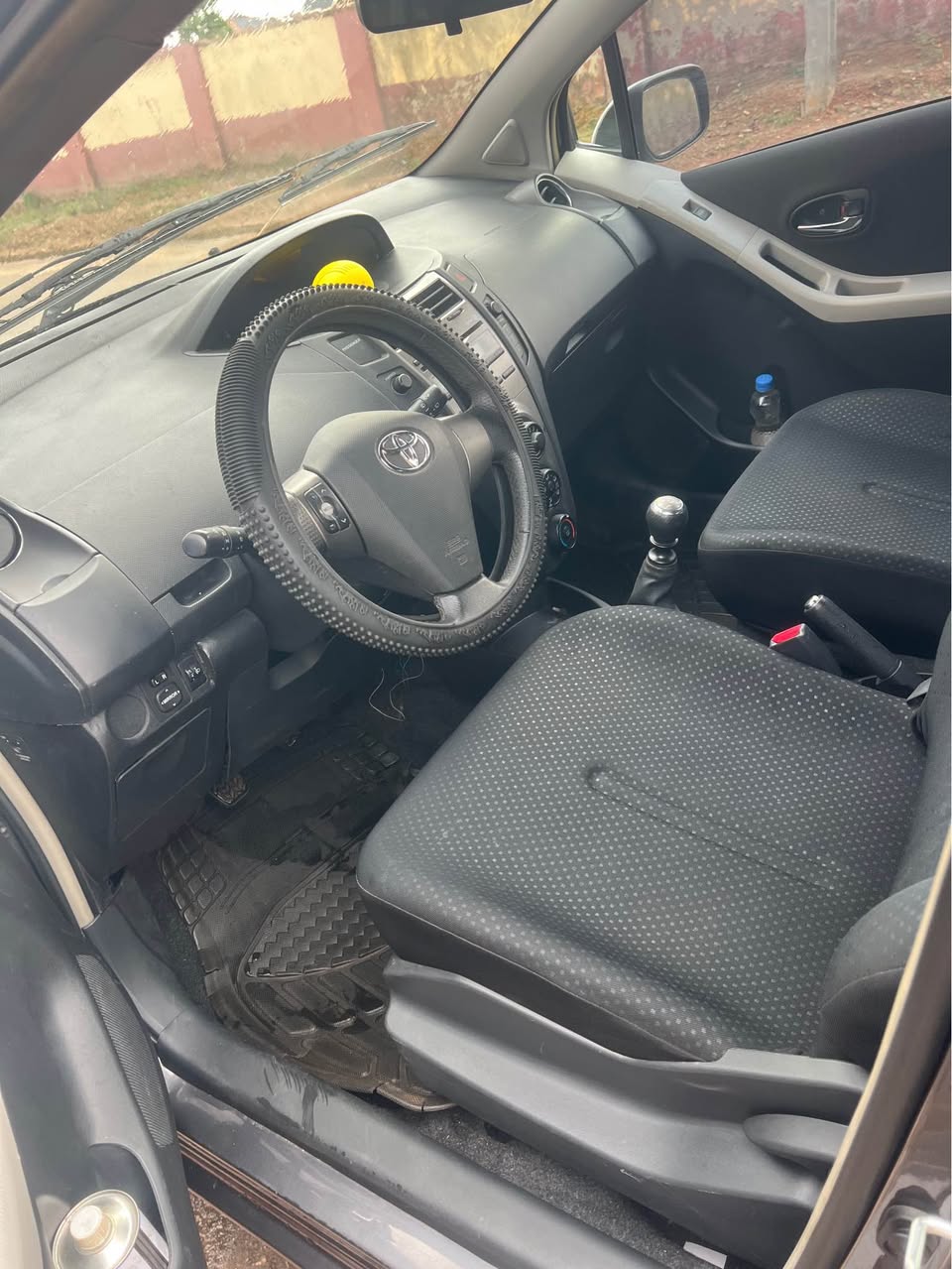 A picture of Toyota Yaris 2008