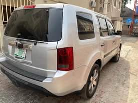 A picture of Honda Pilot 010