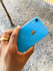 A picture of Iphone xr Bh 93 Nb IMEZIMA ILIKUWA IMEANGUKA dar 0789319681