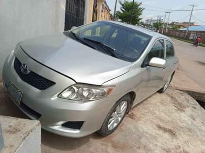 A picture of Toyota Corolla 2010 toks standard