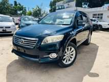 A picture of TOYOTA VANGUARD 2010
