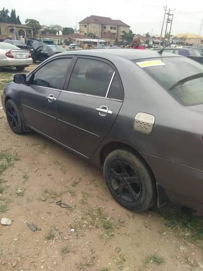 A picture of 2006 Toyota Corolla Car Needs Engine
