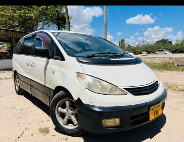 A picture of Toyota estima