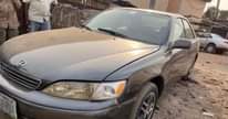 A picture of Lexus ES300