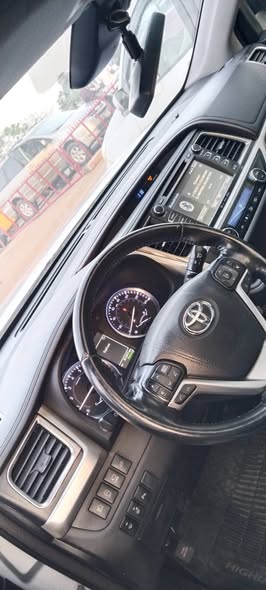 A picture of Foreign used Toyota Highlander 2018 Limited edition Double pano Accident