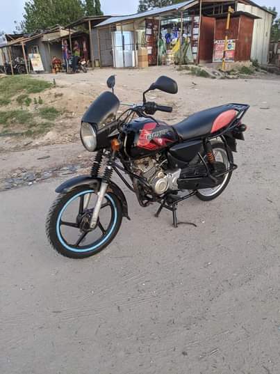 A picture of Boxer BM 125