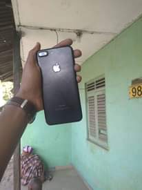 A picture of IPHONE 7 