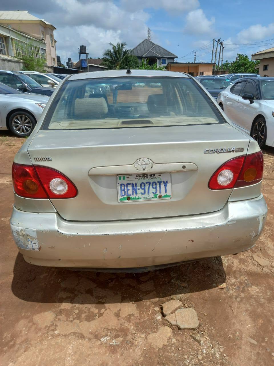A picture of Toyota corolla 2004