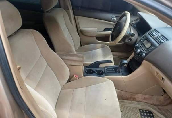 A picture of Clean Used 2006 Honda Accord DC 