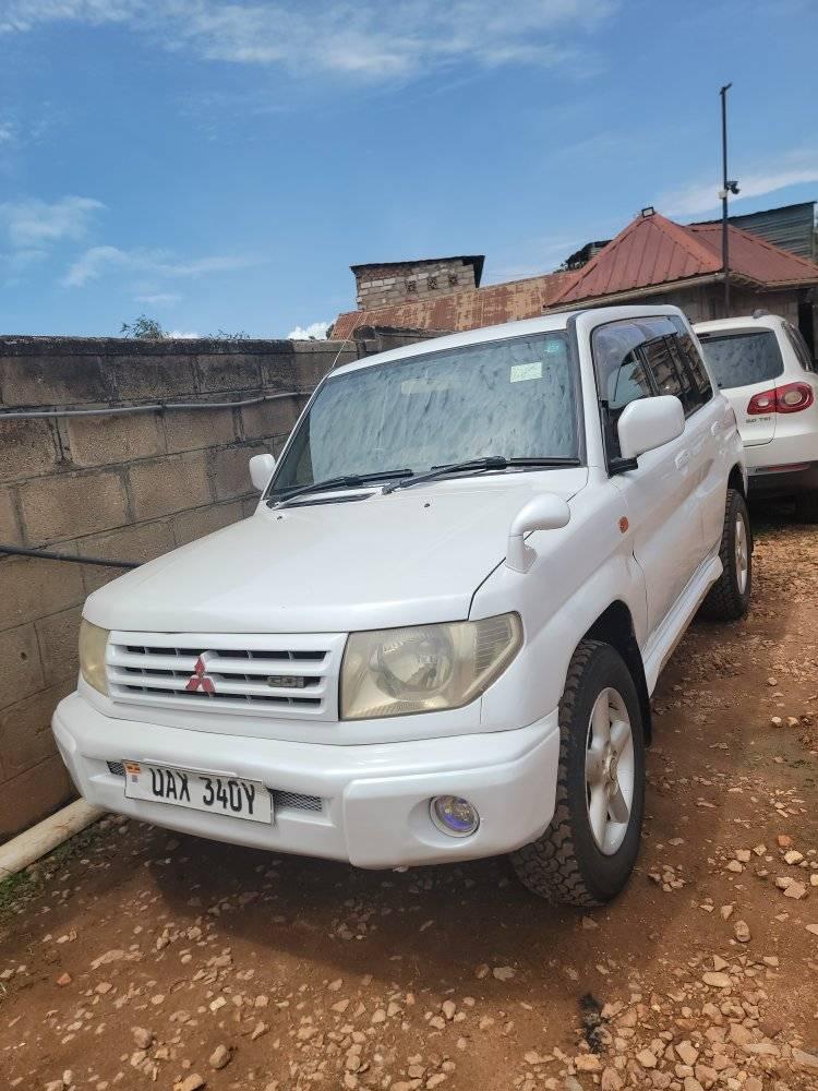 A picture of Pajero GDI