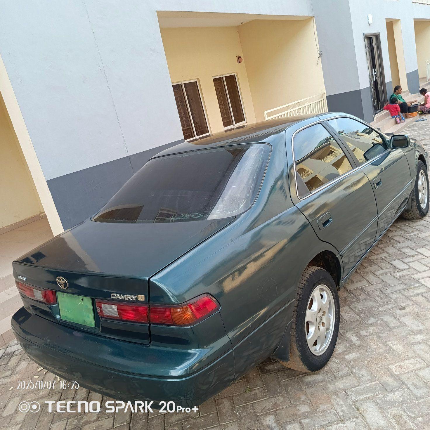 A picture of Tok standard toyota camry pencil