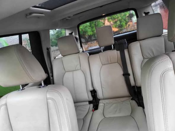 A picture of LANDROVER DISCOVERY 4HSE DTV6